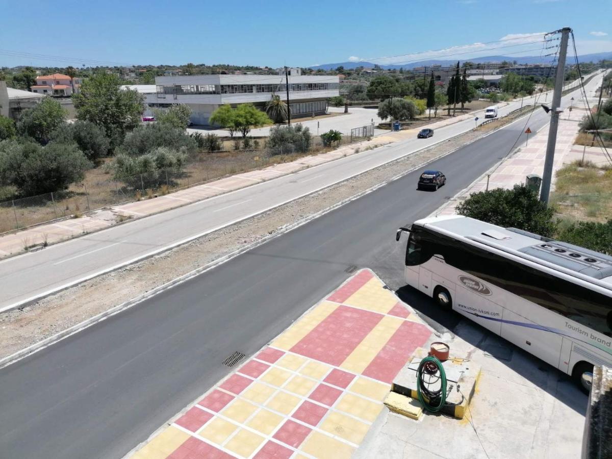 Hotel Alexandros Loutraki Экстерьер фото